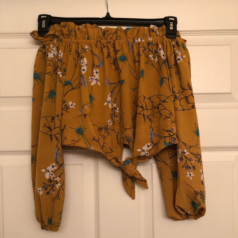 Romwe off the shoulder long sleeve crop top